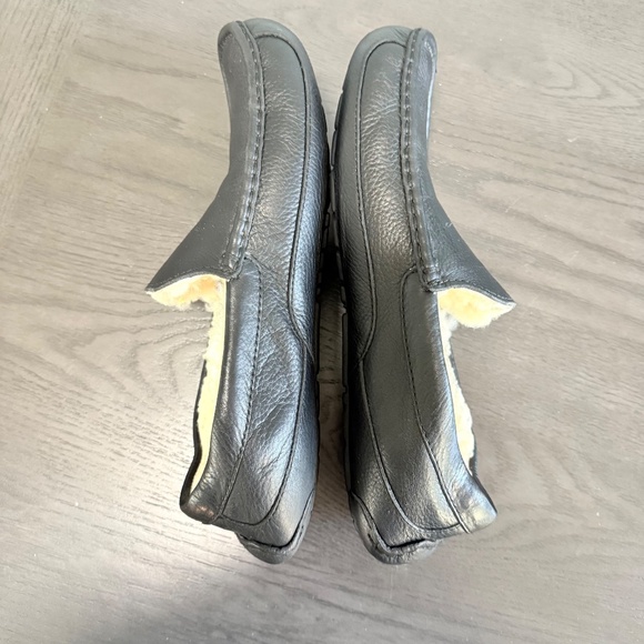 UGG Men’s Ascot Loafer Slipper Size 11 Black - Picture 6 of 9